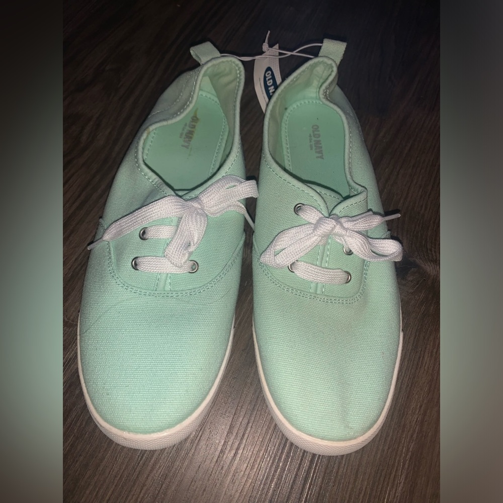 NWT Sneakers